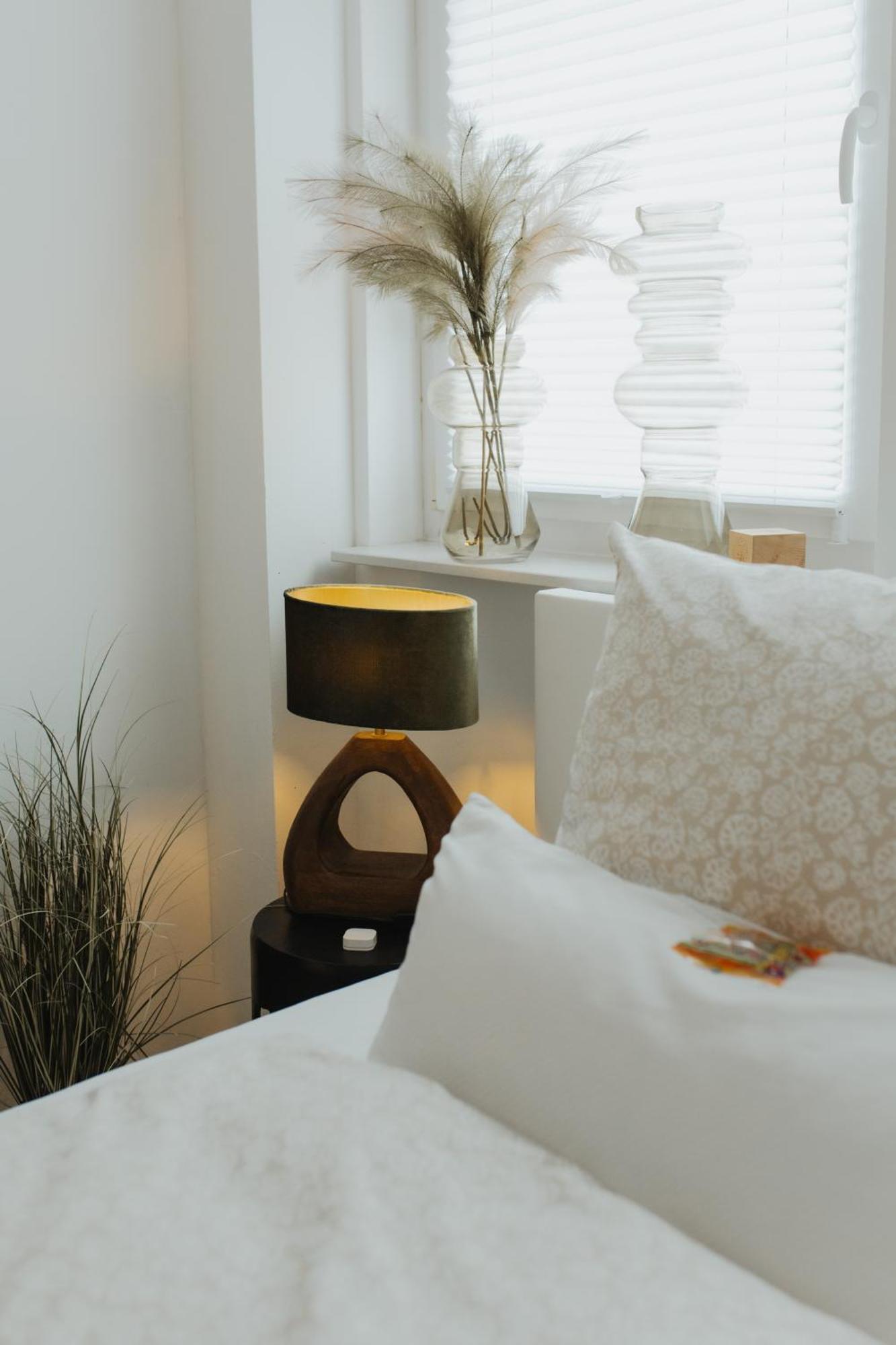 40Qm Wohlfuehl-Apartment Im Gruenen Mit Sorglospaket 부퍼탈 외부 사진